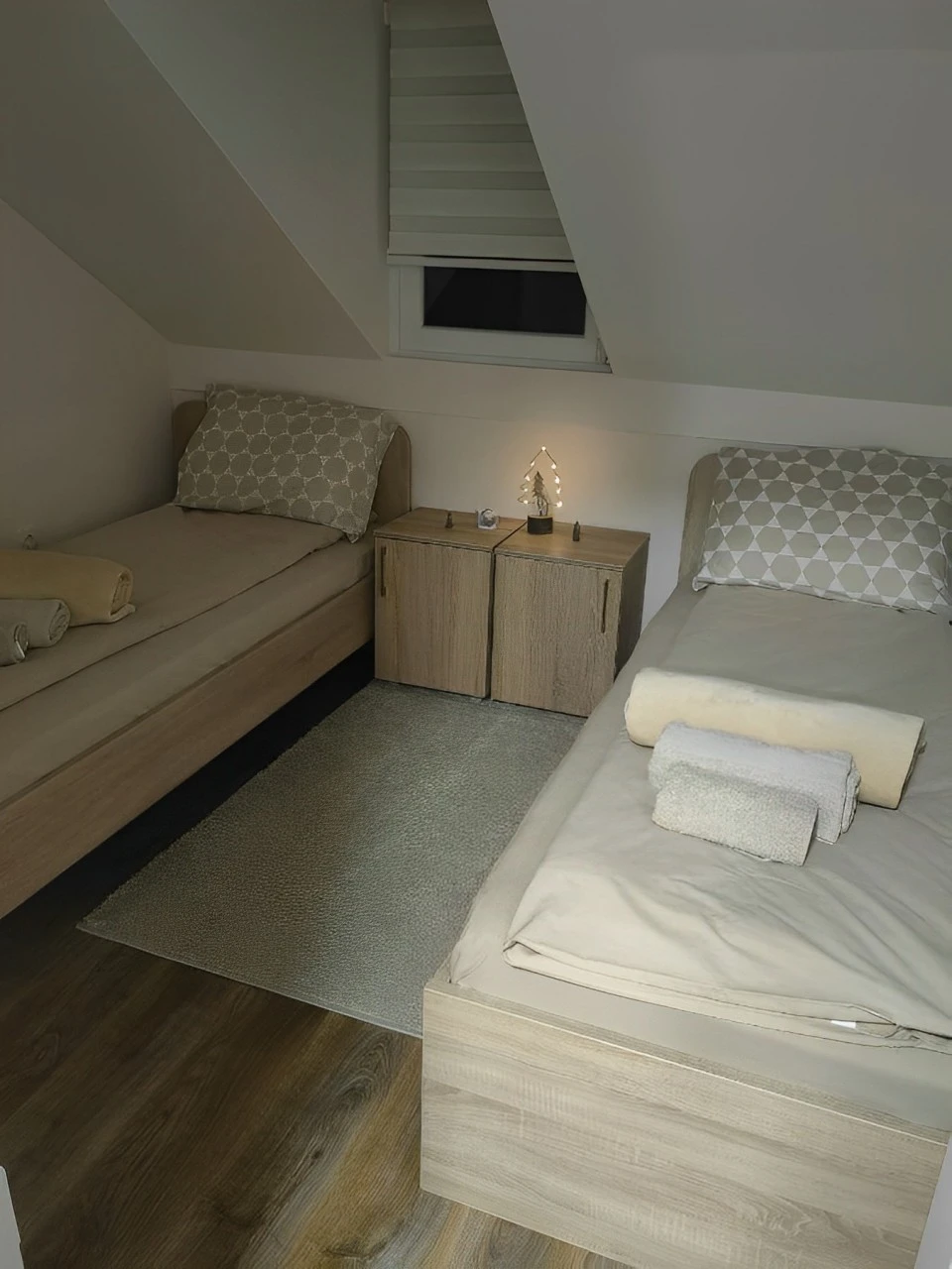 cottage-nena-tara-room-one